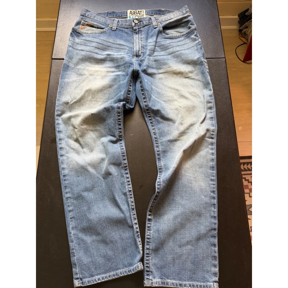 Ariat M2 Relaxed Boot Cut Jeans Mens 38x32 Medium Wash Denim 10020942
